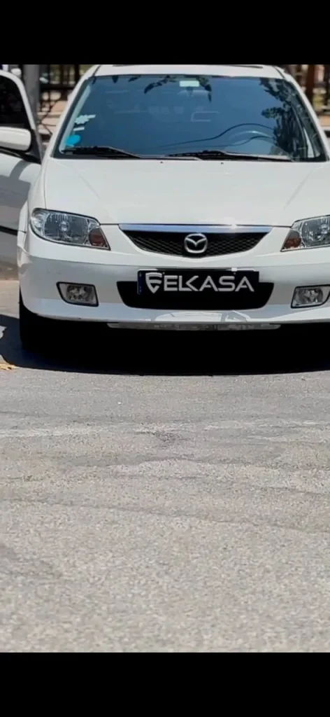 MAZDA 323