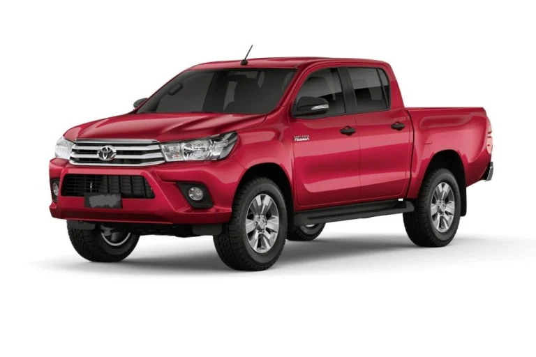 تویوتا هایلوکس 2500 دیزل 2012-2015 دنده ای 5MT
